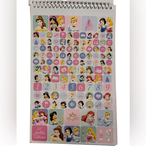 Disney Princess Stickerbook & Activity Pad with Princess Canvas Bag & 8 Markers - Picture 7 of 13
